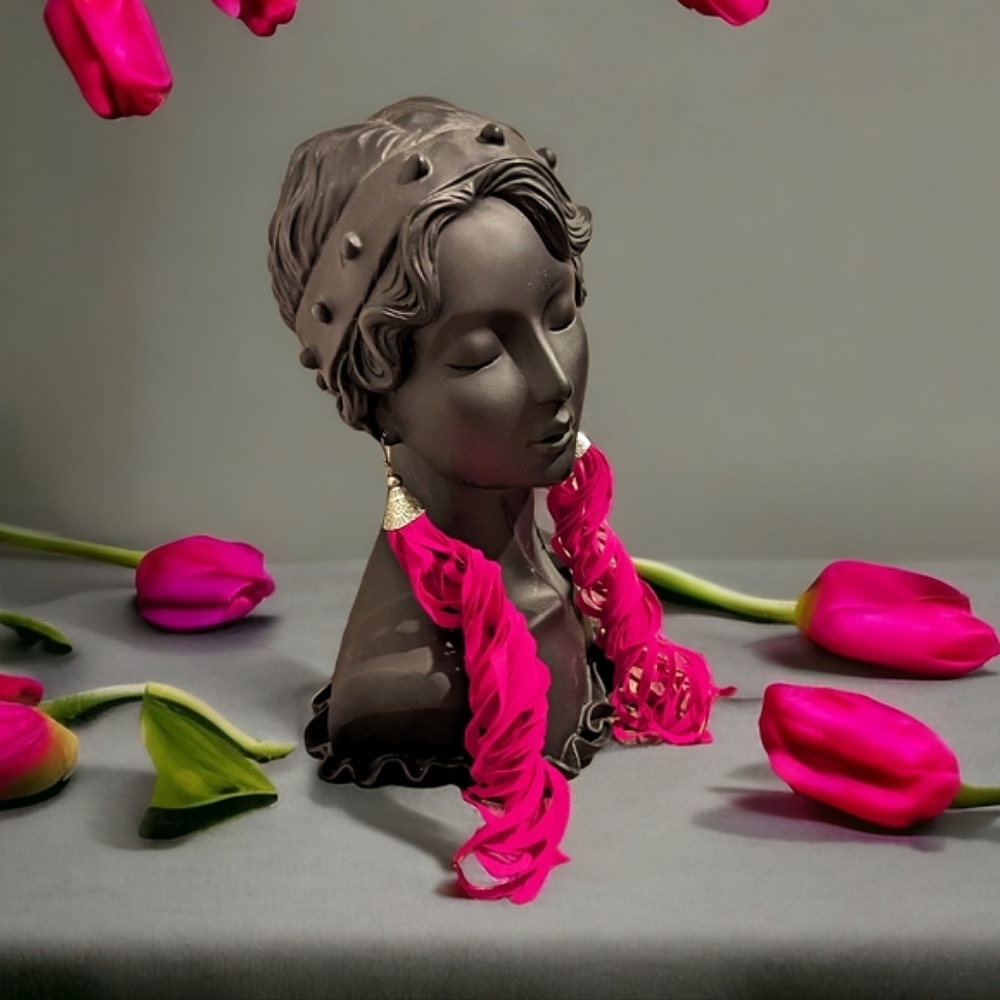 🆕MBM Magenta Swirl Tassel Earrings